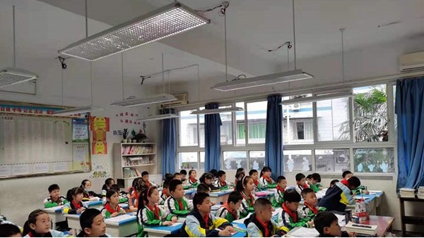 一起行動(dòng)起來(lái)｜推進(jìn)教室照明改造，助力學(xué)生近視防控